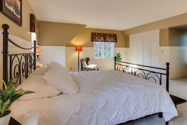 Photo wrought iron floor lamp